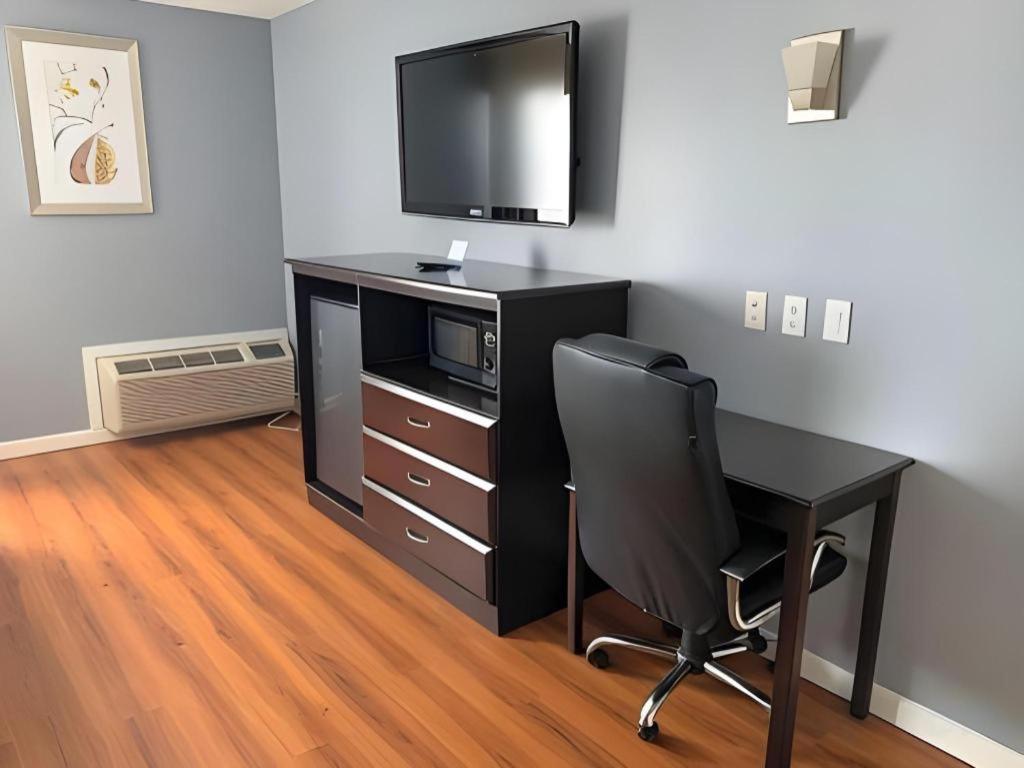 Rodeway Inn & Suites Port Arthur - Groves Екстериор снимка