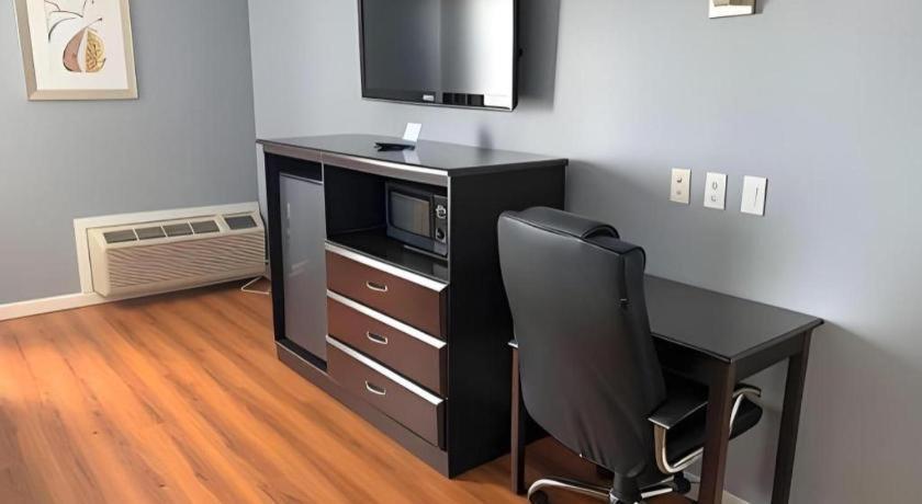 Rodeway Inn & Suites Port Arthur - Groves Екстериор снимка