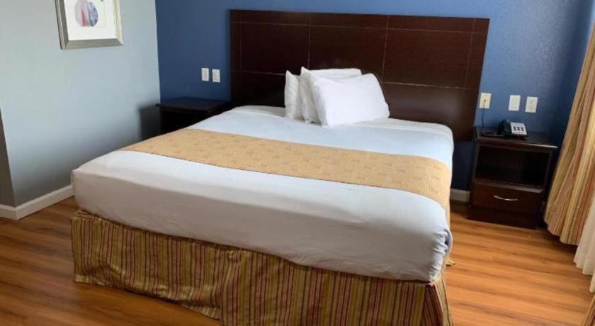 Rodeway Inn & Suites Port Arthur - Groves Екстериор снимка
