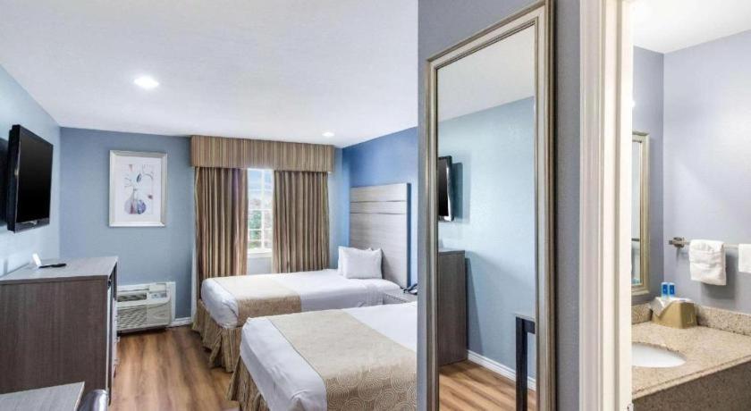 Rodeway Inn & Suites Port Arthur - Groves Екстериор снимка