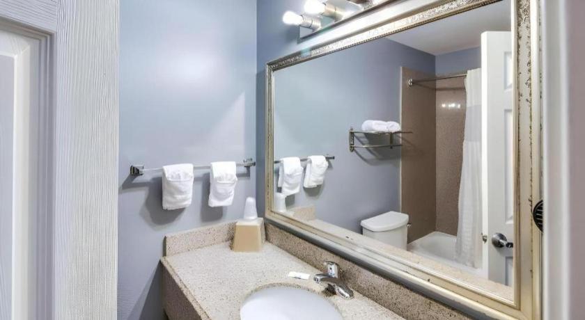Rodeway Inn & Suites Port Arthur - Groves Екстериор снимка